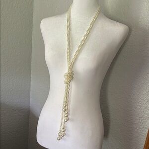 Elegant Pearl Necklace